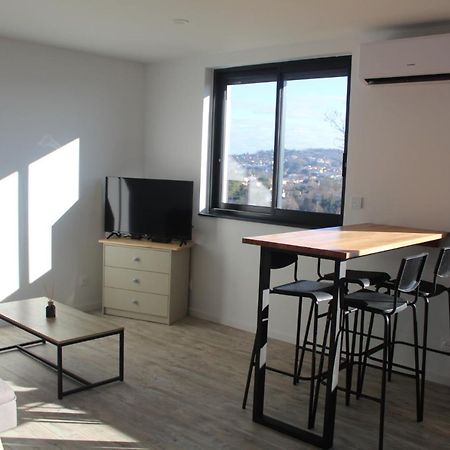 Immeuble Renove Au Centre D'Auch. 아파트 외부 사진
